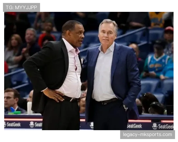 贝肯鲍尔凭卓越进攻组织力获誉足球场“指挥大师”