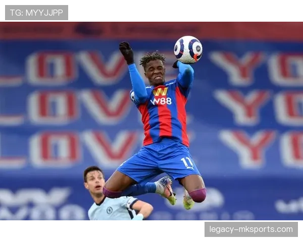 英超视频评论：近期战术分析与比赛走势清晰